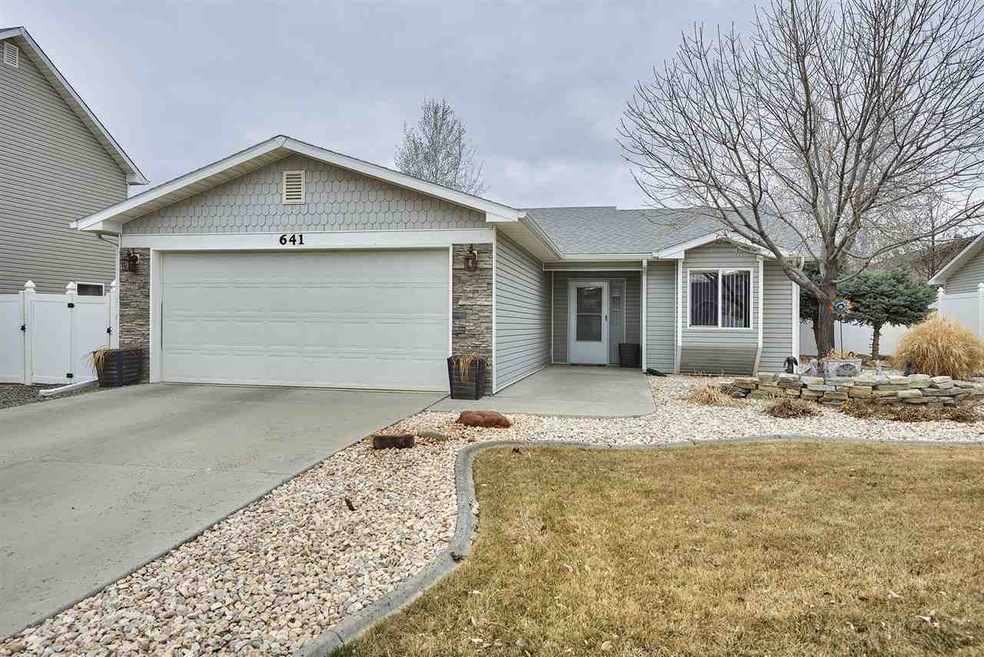 641 Mount Julian Dr, Grand Junction, CO 81504 - photo 1
