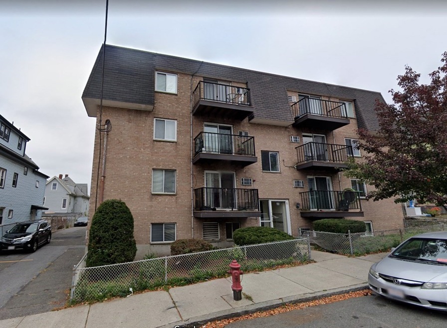 22 Irving St unit 16, Everett, MA 02149 - photo 1