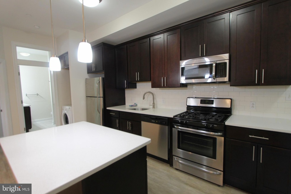 144-46 Green Ln unit 3, Philadelphia, PA 19127 - photo 1