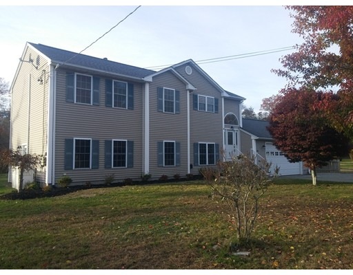 805 Russells Mills Rd, South Dartmouth, MA 02748 - photo 1