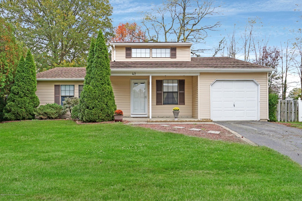 42 Peachstone Rd, Howell, NJ 07731 - photo 1