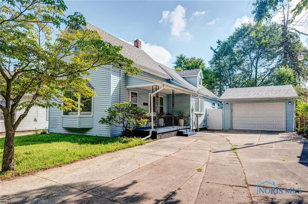 705 Wright Ave, Toledo, OH 43609 - photo 1