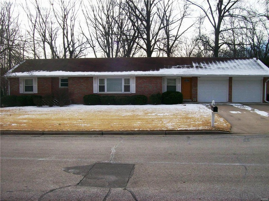11 Faye Ave.