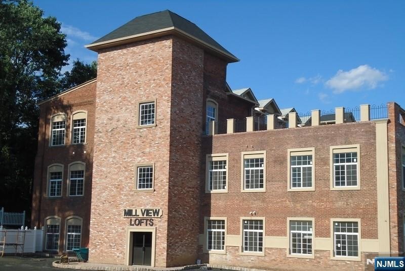 55 Westervelt Ave unit 102, Hawthorne, NJ 07506 - photo 1