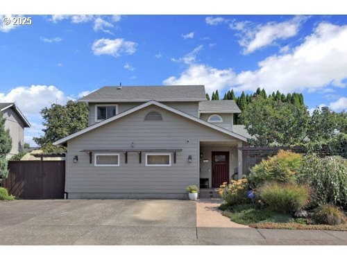 1755 Kings St N, Eugene, OR 97401 - photo 1