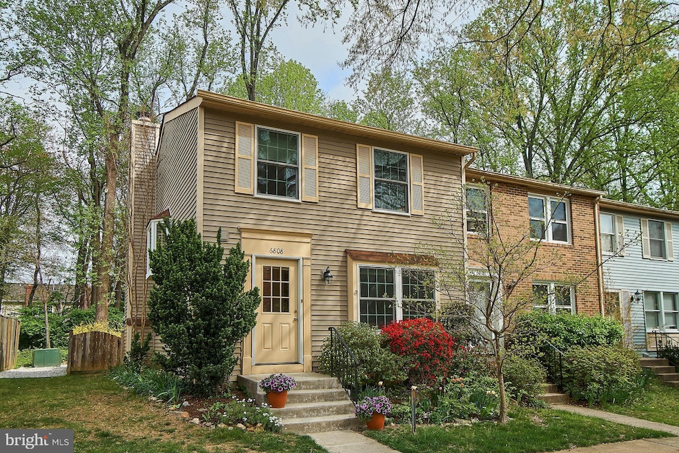 6808 Montivideo Square Ct, Falls Church, VA 22043 - photo 1