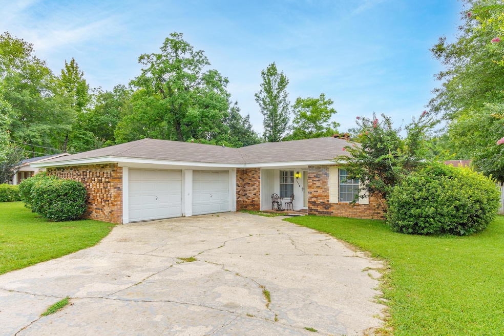 108 Pecan Grove Drive-1