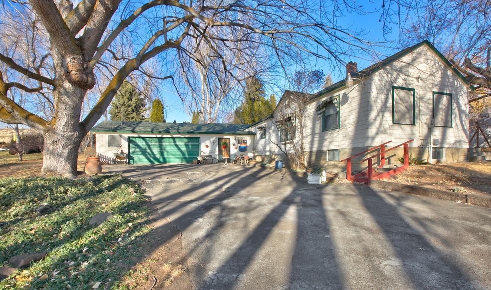 191129_Adams_SummitviewRd_Yakima_01