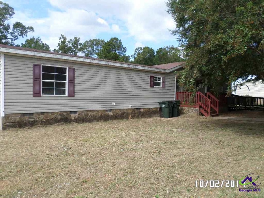 104 Coventry Manor Ct, Byron, GA 31008 - photo 1