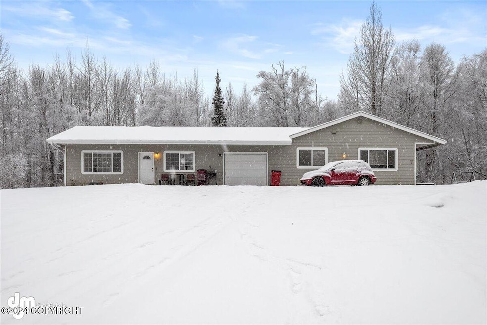 937 W Auklet Ave, Palmer, AK 99645 - photo 1