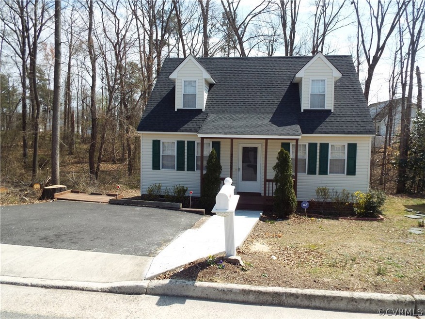 2137 Dellrose Dr, Hopewell, VA 23860 - photo 1