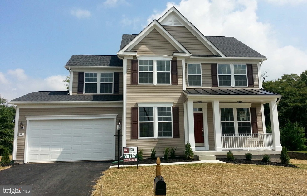 13911 Seneca Ridge Dr, Hagerstown, MD 21740 - photo 1