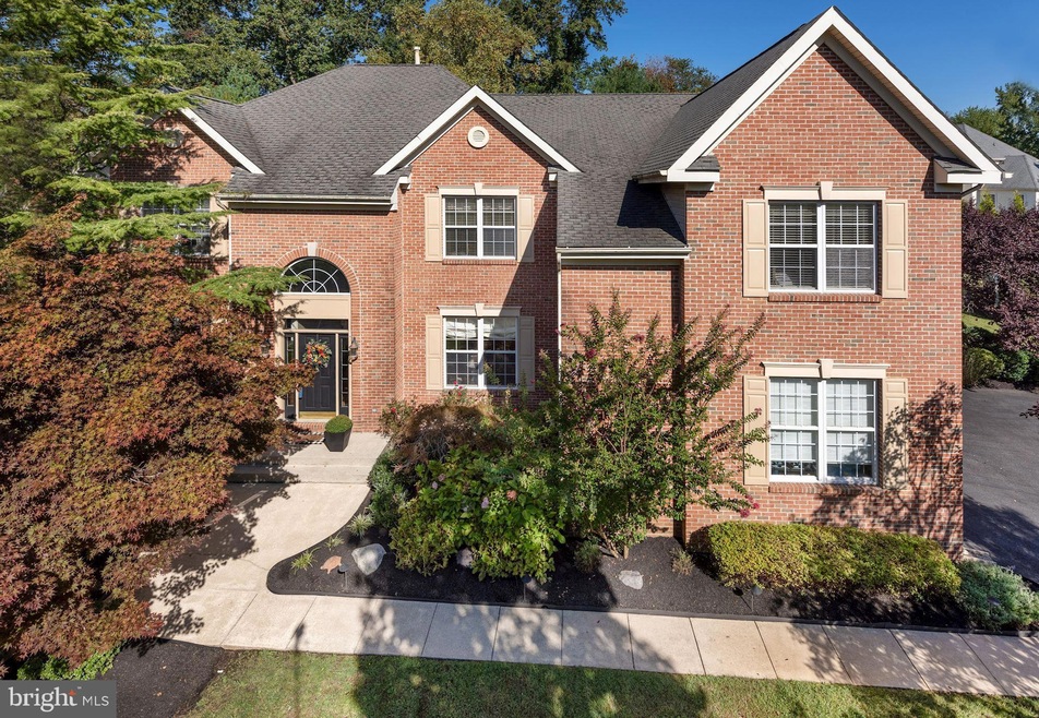 20 Lenape Ct, Mount Laurel, NJ 08054 - photo 1