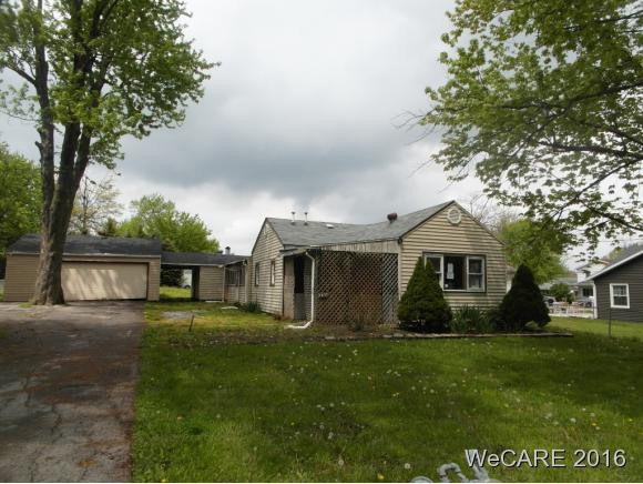 1477 N Elizabeth St, Lima, OH 45801 - photo 1