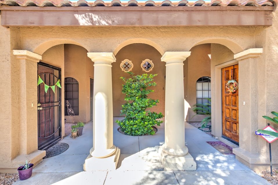 6945 Cochise 120 Entry Bldg 2