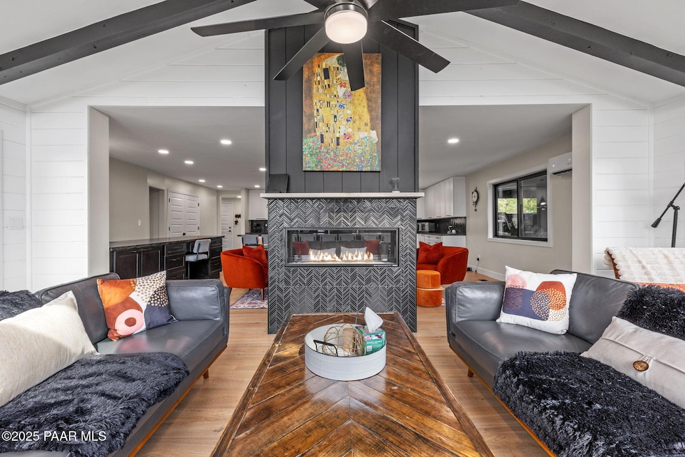 253 S Willow St, Prescott, AZ 86303 - photo 1