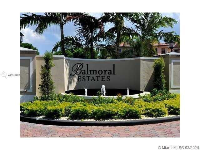 4381 NW 113th Ct, Doral, FL 33178 - photo 1