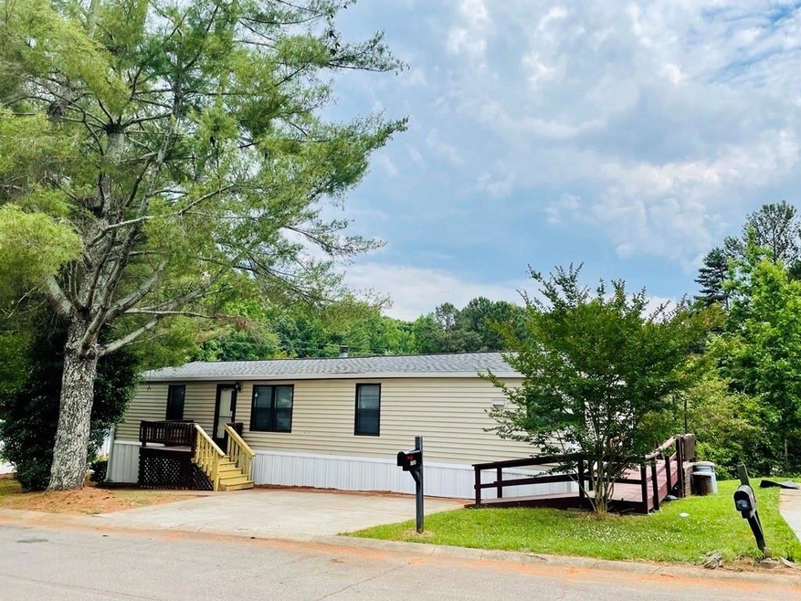 3700 Ash Dr, Buford, GA 30518 - photo 1