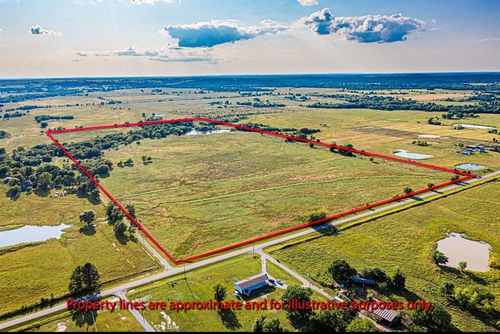 22573 Wilson Rd, Okmulgee, OK 74447 - photo 1