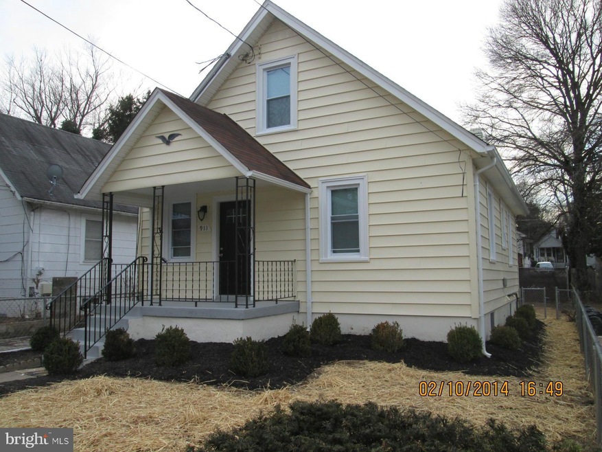911 Mentor Ave, Capitol Heights, MD 20743 - photo 1