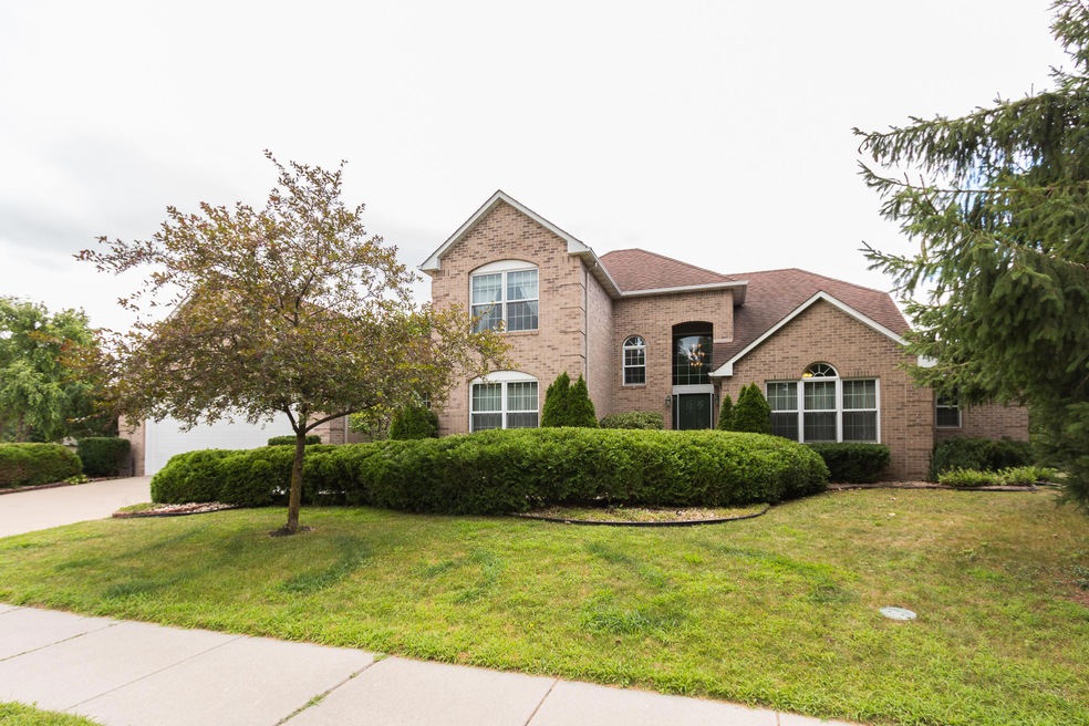Front Exterior View 1