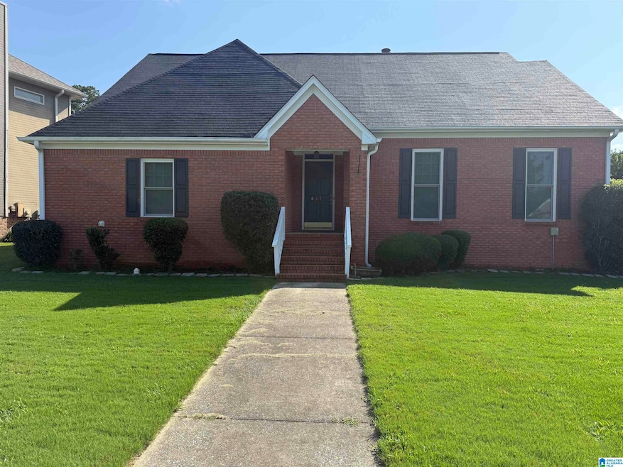 6113 Russet Meadows Cir, Birmingham, AL 35244 - photo 1