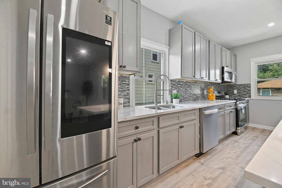 3302 Echodale Ave, Baltimore, MD 21214 - photo 1