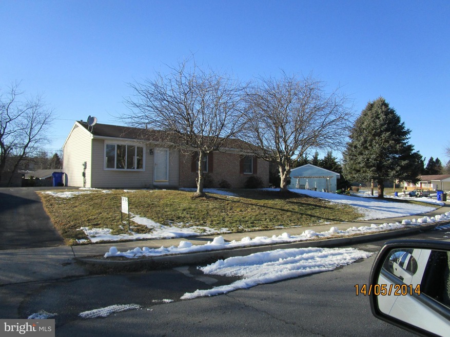 1085 Bramly Dr, Hagerstown, MD 21742 - photo 1