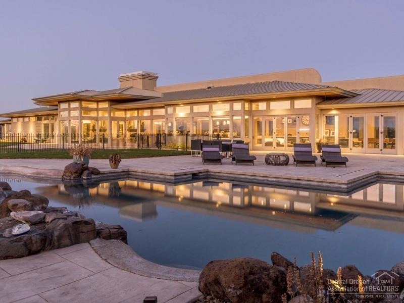 20600 Bemis Ln, Bend, OR 97701 - photo 1