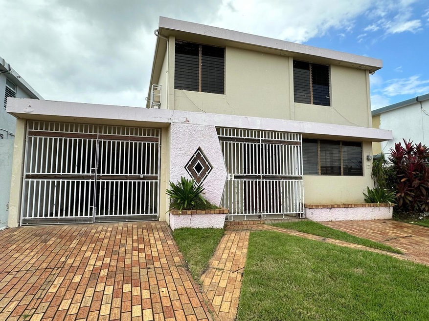 C-6 Bonneville, Caguas, PR 00725 - photo 1