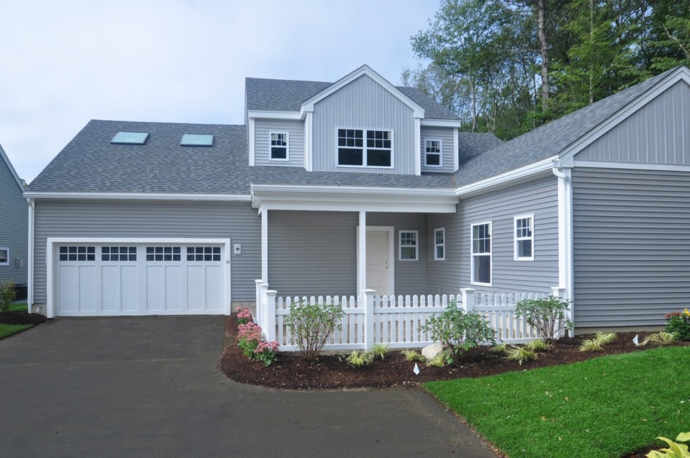 466 Chestnut St unit 22, Ashland, MA 01721 - photo 1