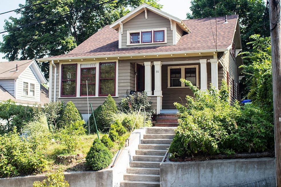 38 6th St, Providence, RI 02906 - photo 1