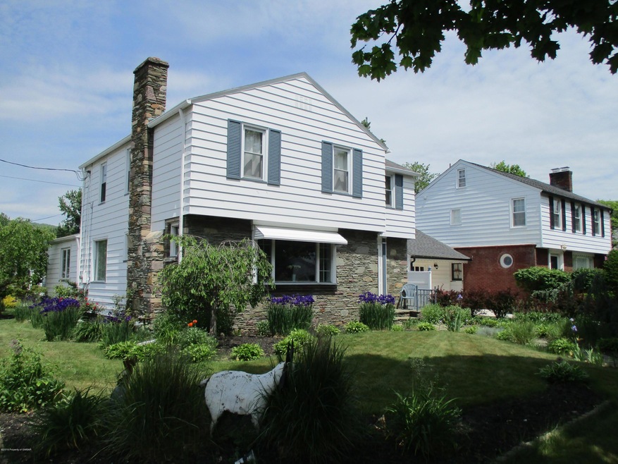 619 Wyoming Ave, Wyoming, PA 18644 - photo 1