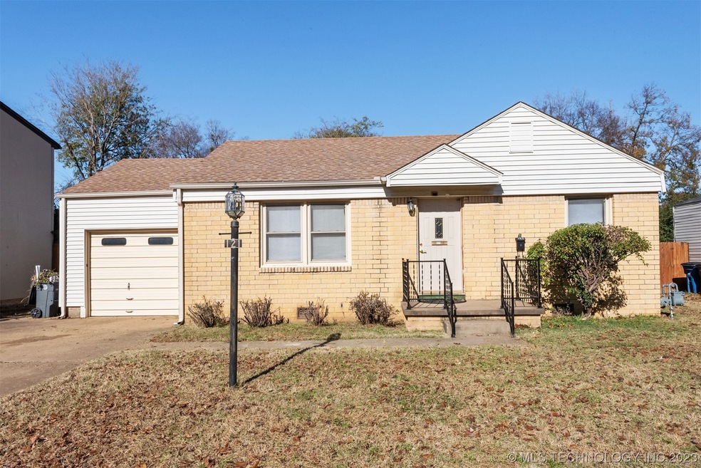 121 E 35th St, Tulsa, OK 74105 - photo 1