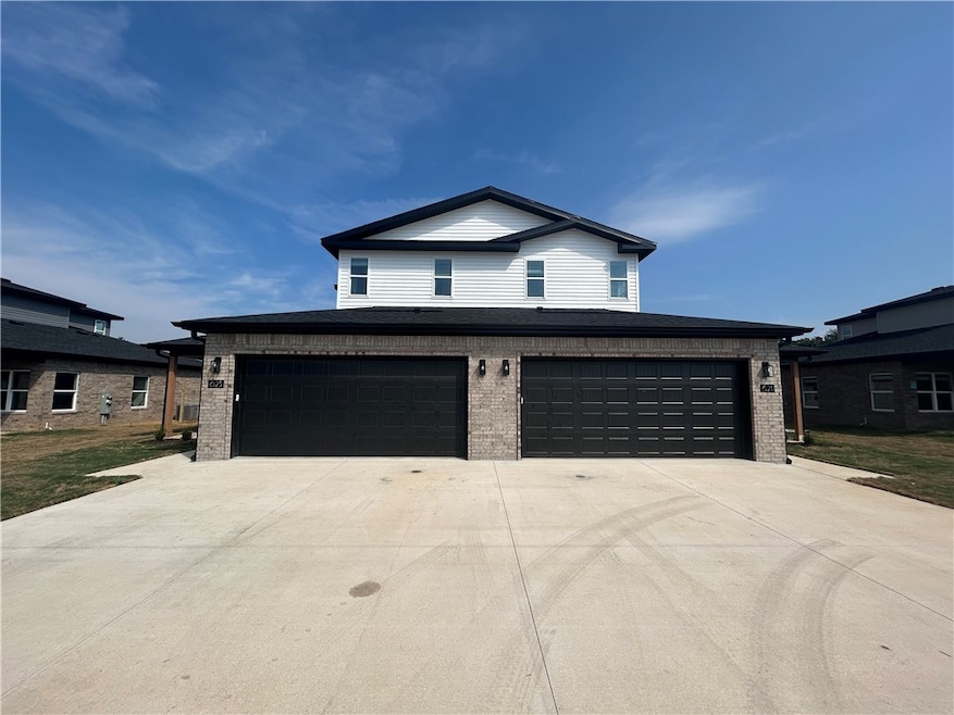 621 Cosmos St, Centerton, AR 72719 - photo 1