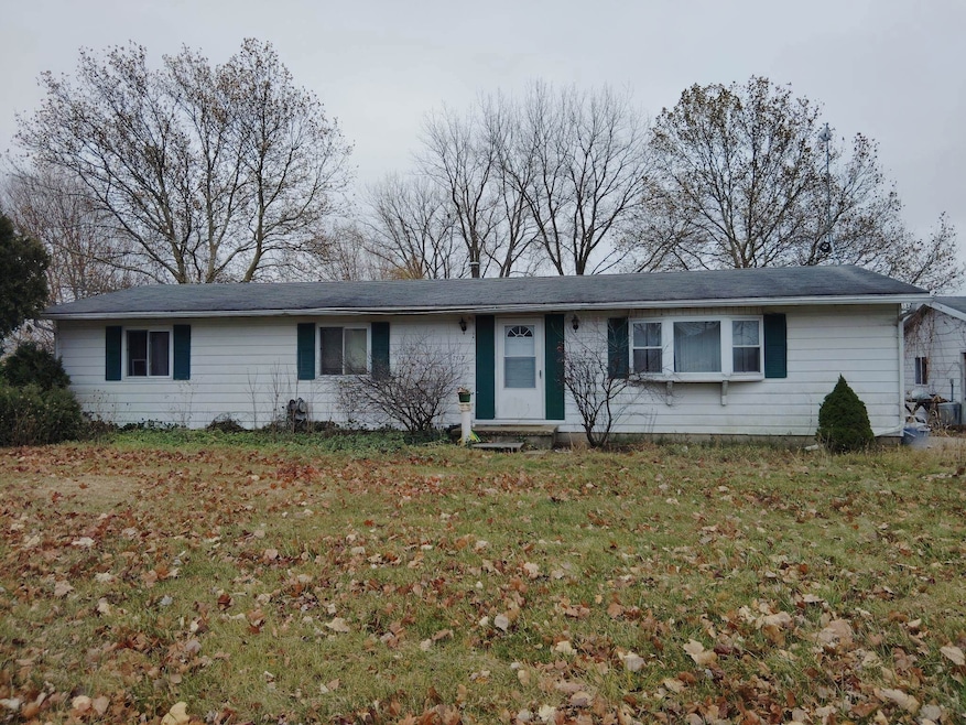 7513 Frankenmuth Rd, Vassar, MI 48768 - photo 1