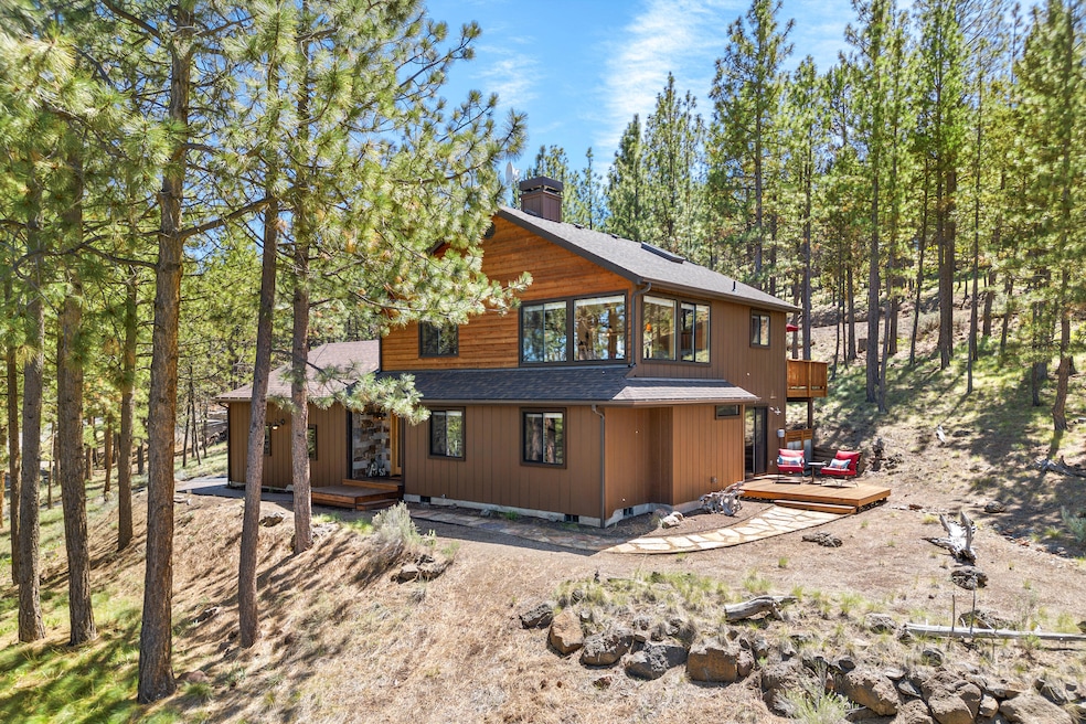 19083-Saddleback-Ln-Bend-OR-97703 (15)