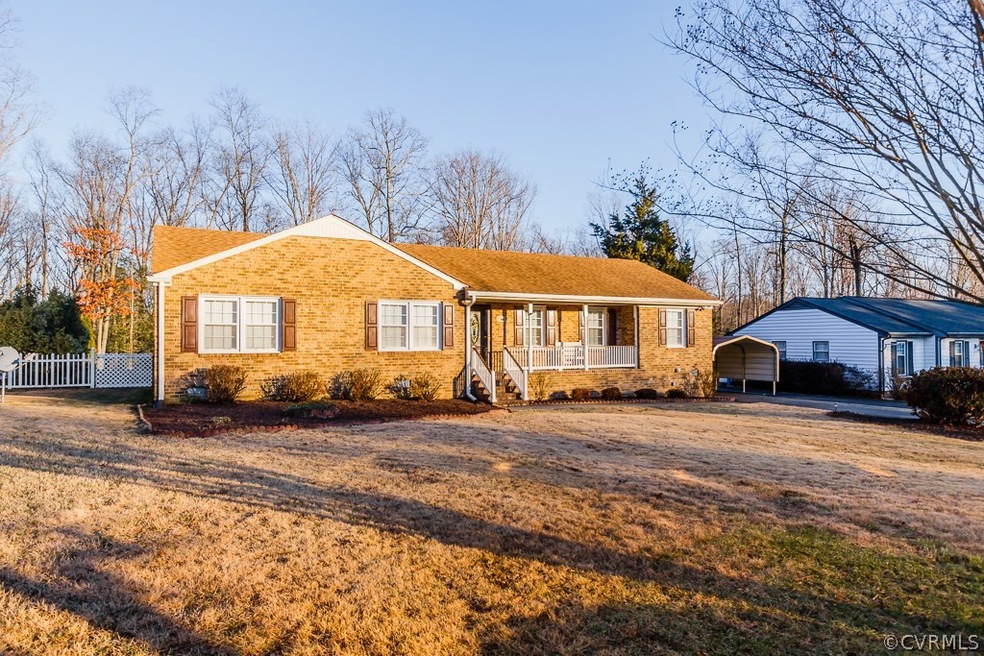 9341 Sherwood Dr, Quinton, VA 23141 - photo 1