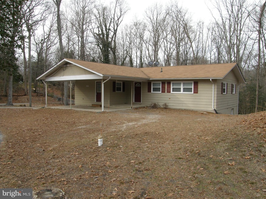 23195 Town Creek Dr, Lexington Park, MD 20653 - photo 1