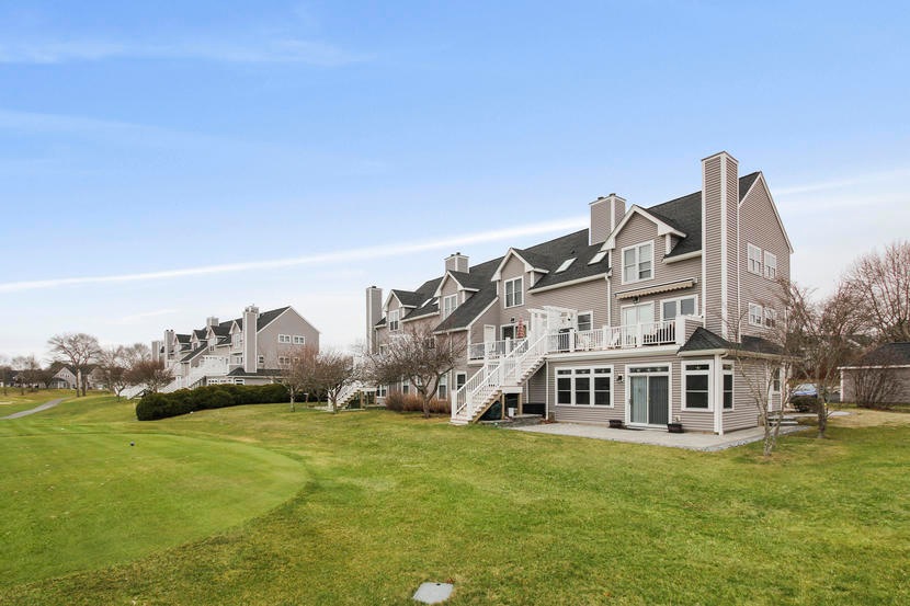 540 White Cliffs Dr unit 540, Plymouth, MA 02360 - photo 1