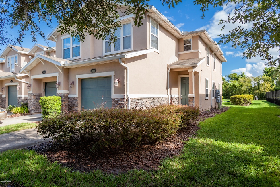 8863 Inlet Bluff Dr, Jacksonville, FL 32216 - photo 1