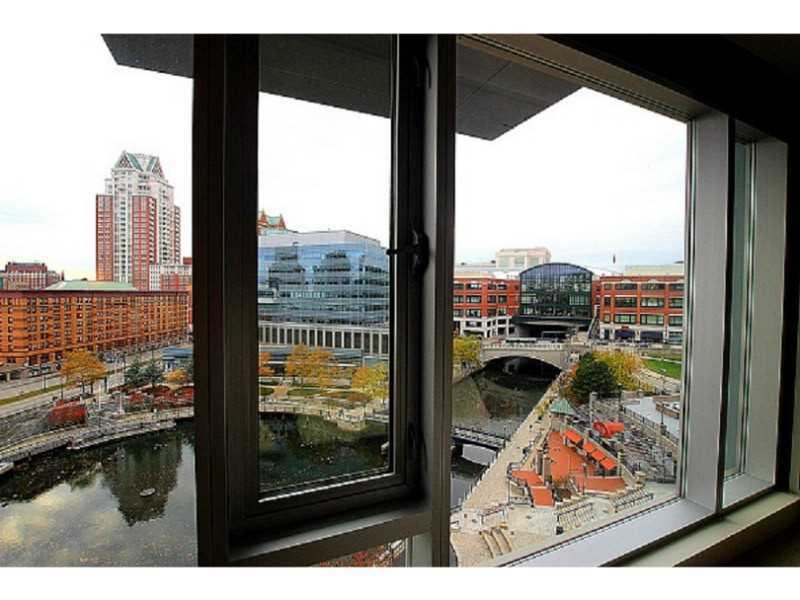 Waterplace unit 611, Providence, RI 02903 - photo 1
