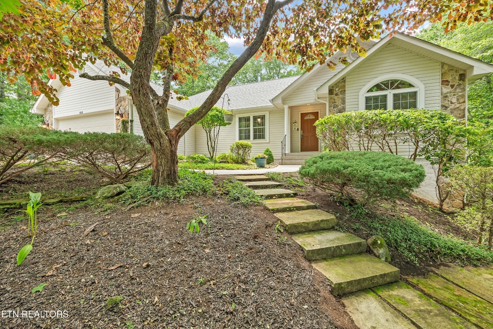 152 Stonewood Dr, Crossville, TN 38558 - photo 1