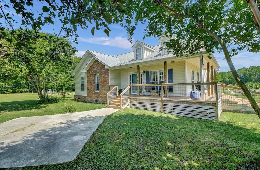 7170 Bull Run Ln - Front 2