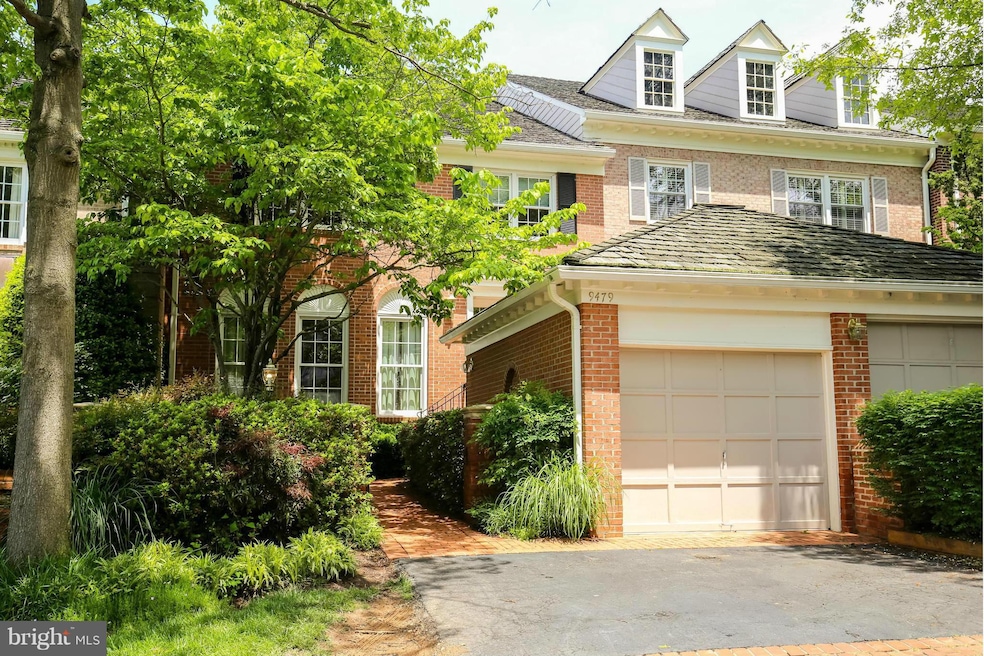 9479 Turnberry Dr, Potomac, MD 20854 - photo 1