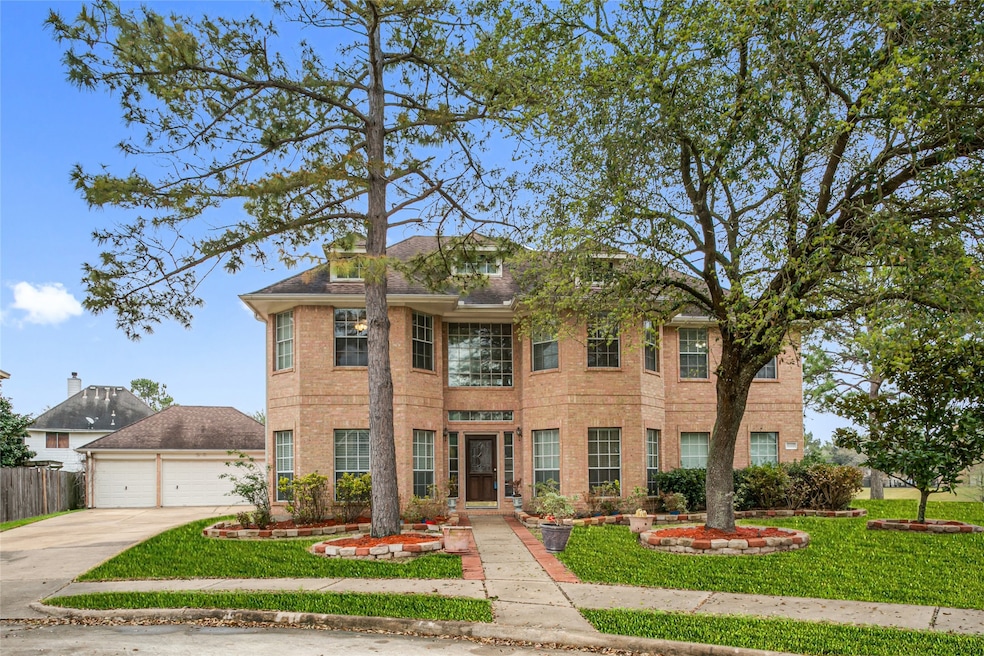 9202 Poplar Bluff Ln, Houston, TX 77095 - photo 1