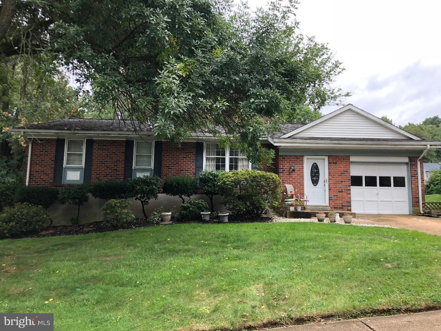 1014 Jeffrey Rd, Wilmington, DE 19810 - photo 1