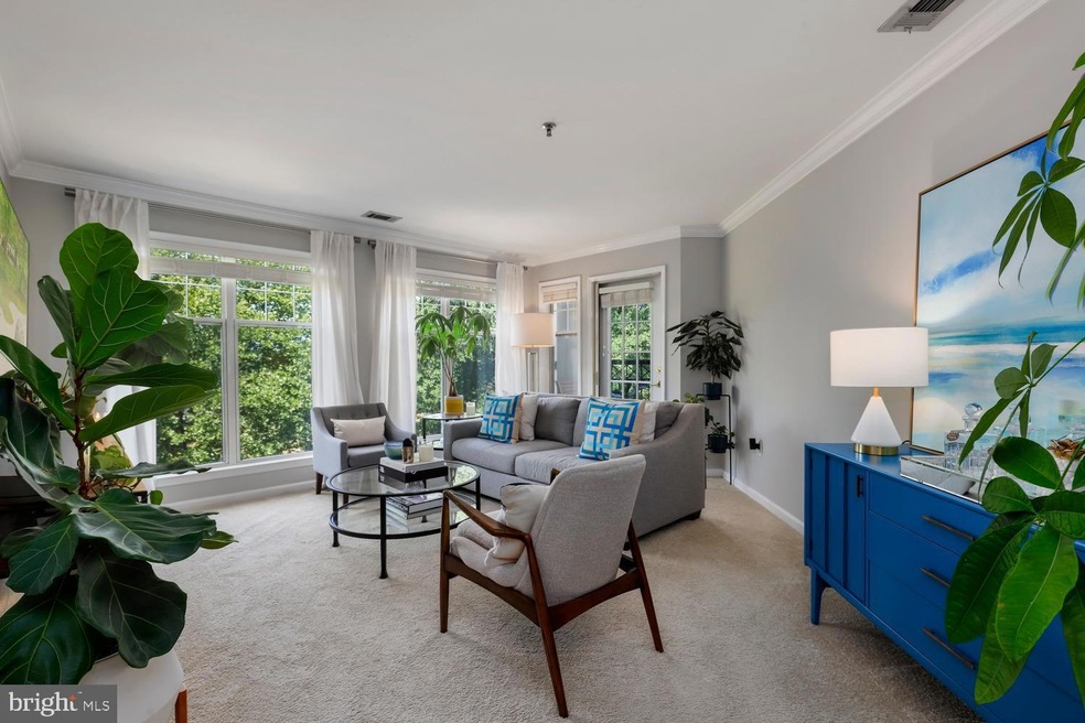 Savoy Park unit 306, Falls Church, VA 22041 - photo 1