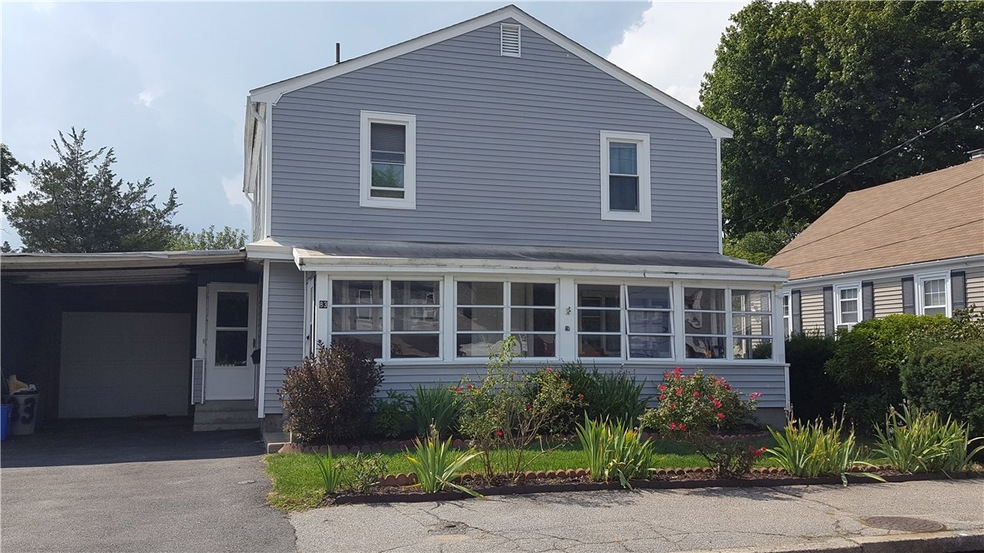 83 Ashburne St, Pawtucket, RI 02861 - photo 1