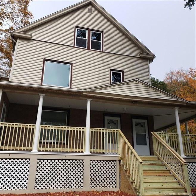 237 Boyden St unit fl 3, Waterbury, CT 06704 - photo 1